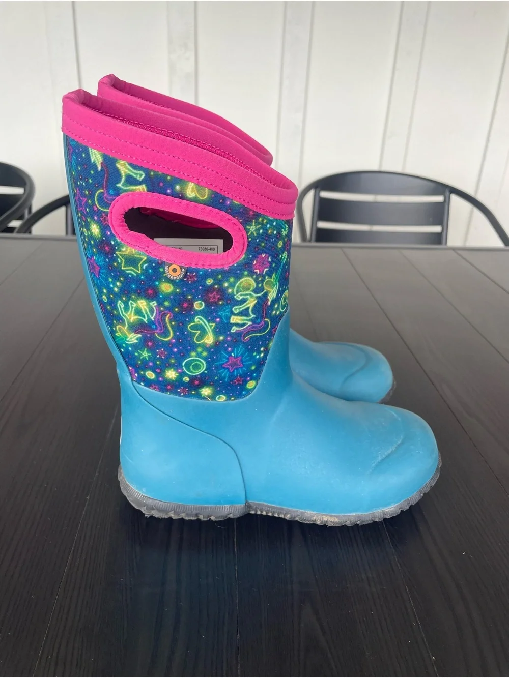 Bogs Bloom Kids Teal Blue Waterproof Rain Boots with Neon Pattern and Pink Trim